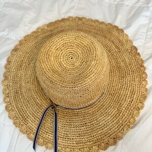 Liz Claiborne Natural Woven Hat